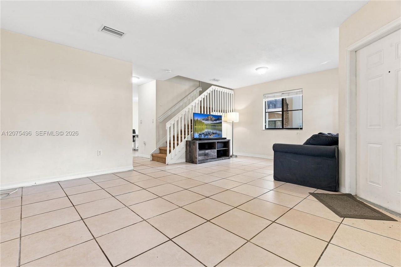 22821 SW 88th Pl , Unit 1-20, Cutler Bay, FL 33190 Photo