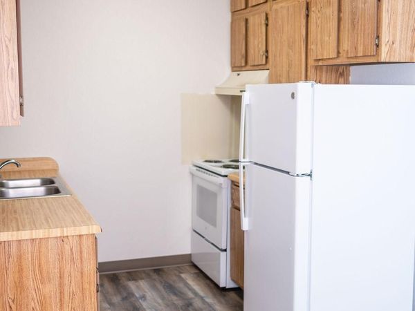321 W Bert Street , Unit 35, Lake Crystal, MN 56055