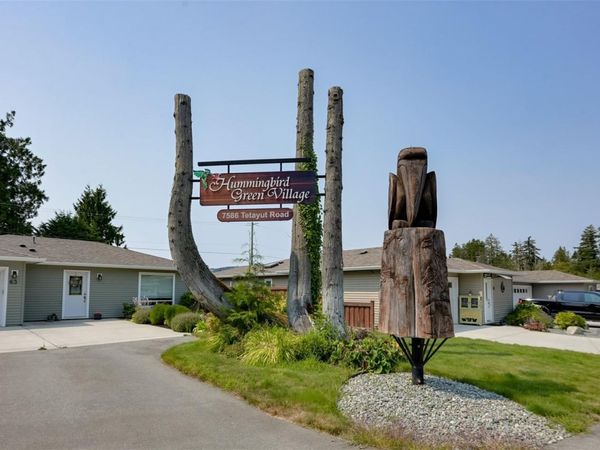 7586 Tetayut Rd, Unit #22, Central Saanich, BC V8M 0B4
