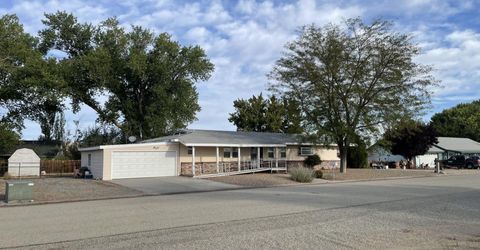 7 Piping Rock Lane, Yerington, NV 89447 Photo