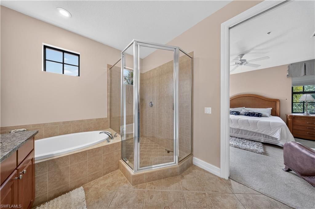 9110 Capistrano St S, Unit 8401, Naples, FL 34113 Photo