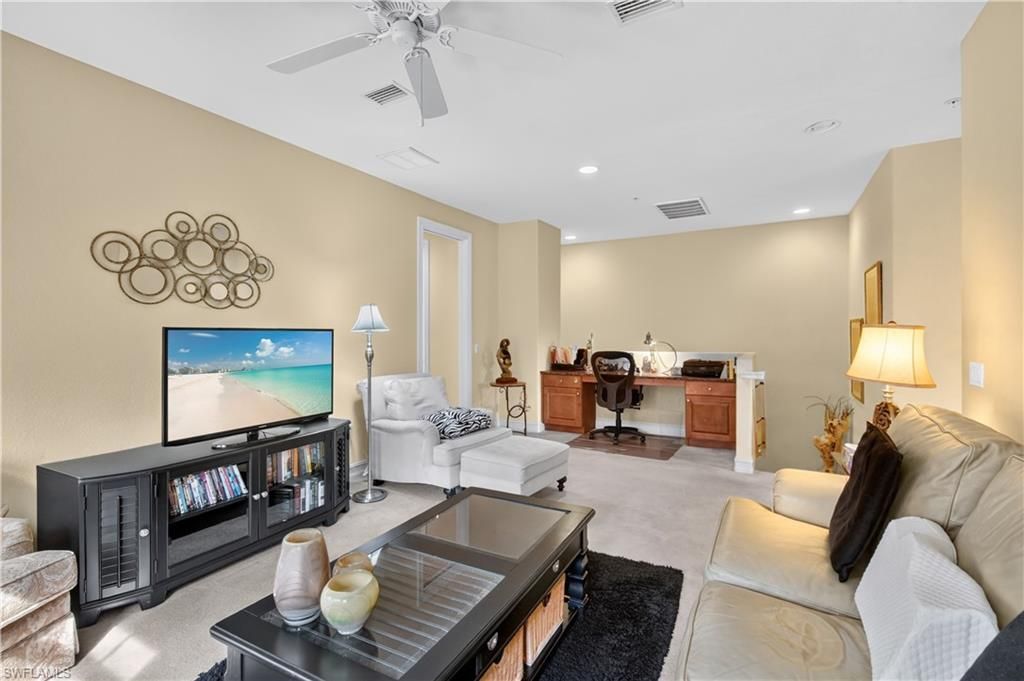 9110 Capistrano St S, Unit 8401, Naples, FL 34113 Photo