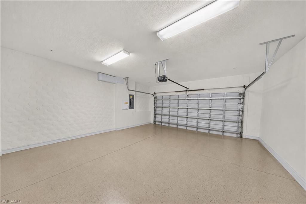 9110 Capistrano St S, Unit 8401, Naples, FL 34113 Photo