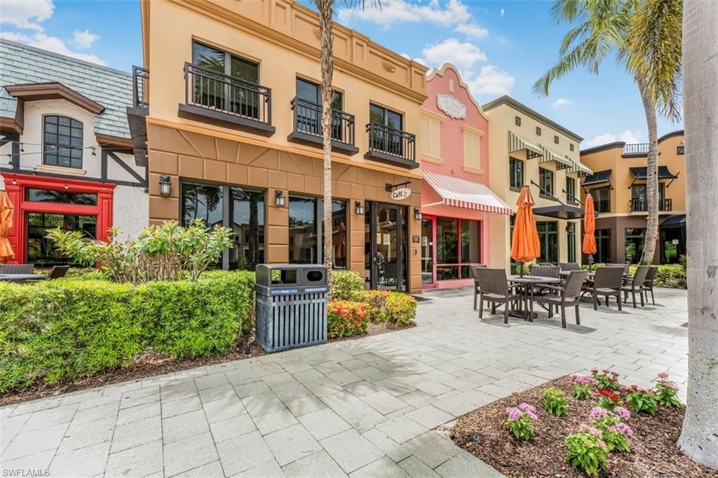 9110 Capistrano St S, Unit 8401, Naples, FL 34113 Photo