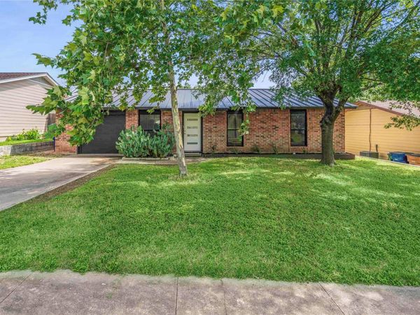 1102 Warrington DR, Austin, TX 78753