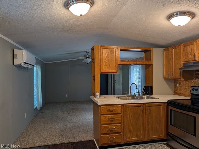 983 Wainwright Road SE, New Philadelphia, OH 44663 Photo 8