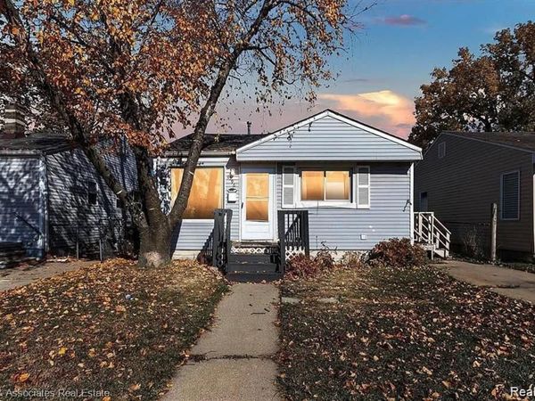2396 Fisher Street, Melvindale, MI 48122