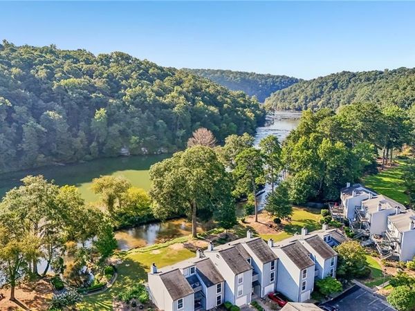 1017 Riverbend Club Drive SE, Unit 17, Atlanta, GA 30339