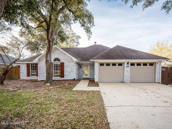9229 Point Aux Chenes Road, Ocean Springs, MS 39564