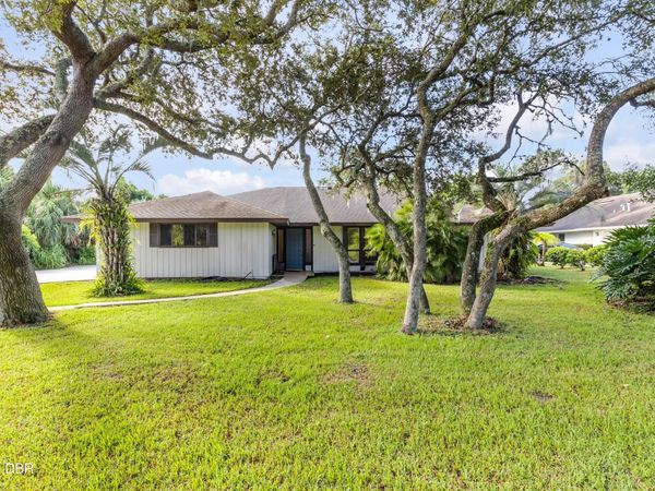 530 Club House Boulevard, New Smyrna Beach, FL 32168