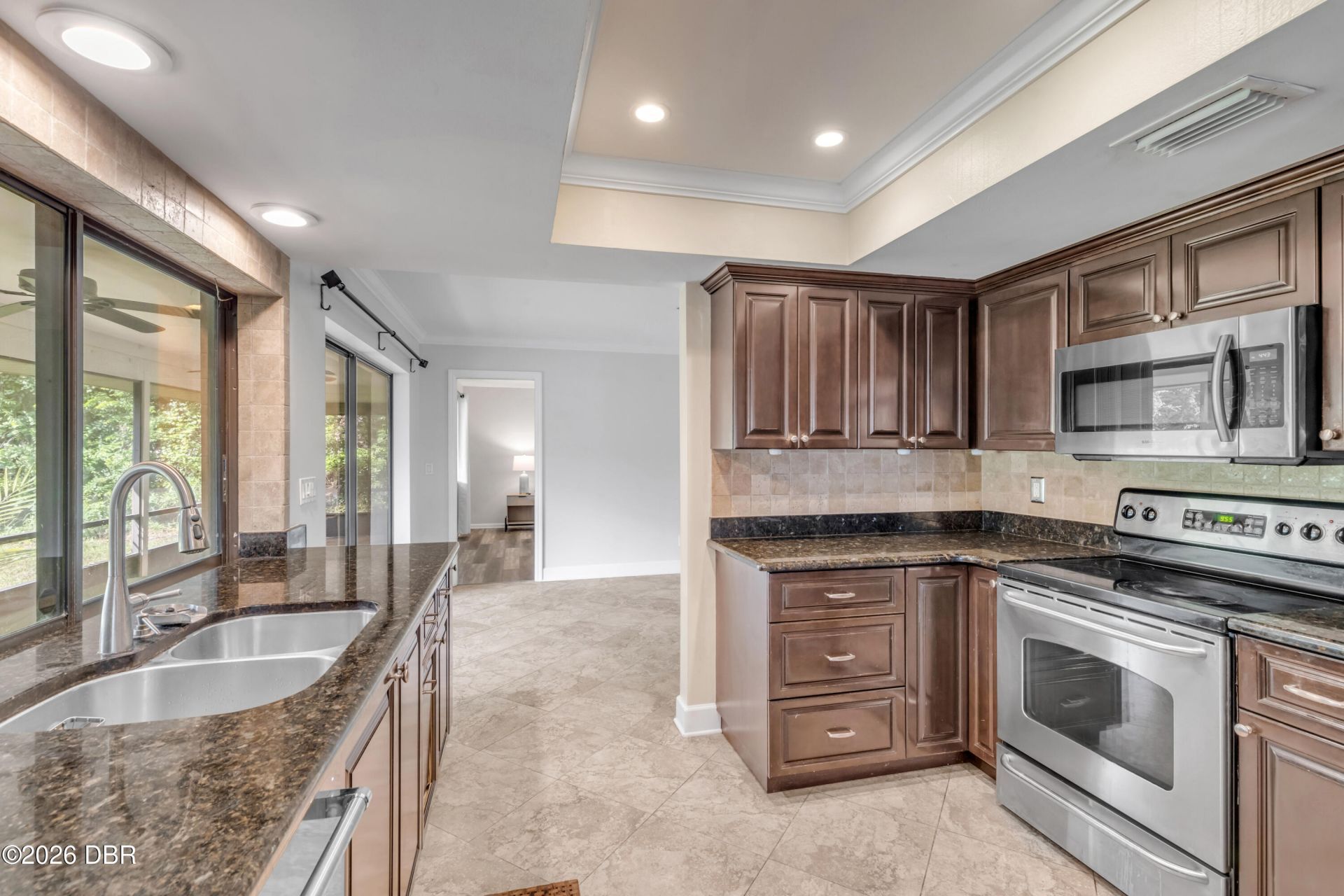 530 Club House Boulevard, New Smyrna Beach, FL 32168 Photo