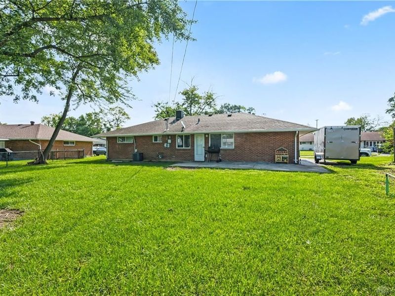 5717 Resik Drive, Huber Heights, OH 45424 Photo 40