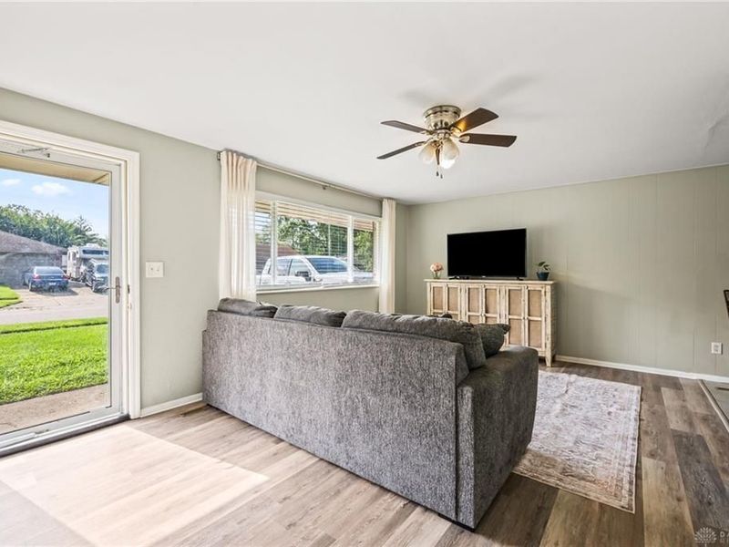 5717 Resik Drive, Huber Heights, OH 45424 Photo 7