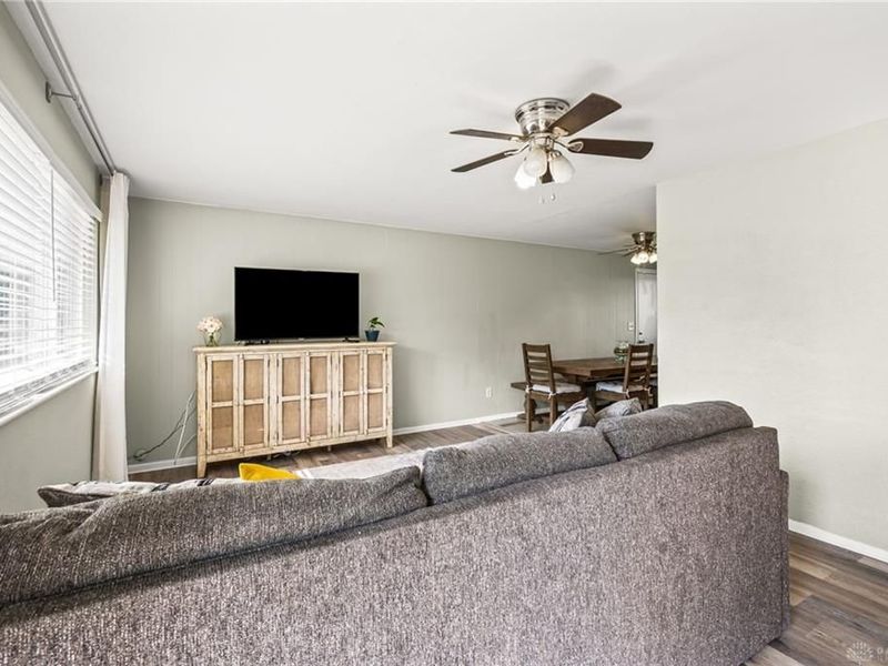 5717 Resik Drive, Huber Heights, OH 45424 Photo 8