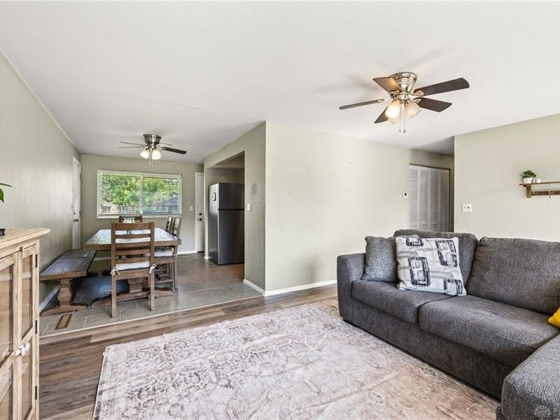 5717 Resik Drive, Huber Heights, OH 45424 Photo 9