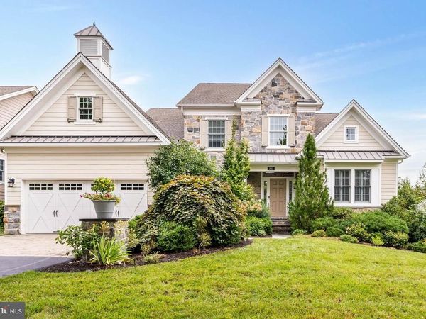 303 PARK HILL LANE, NEWTOWN SQUARE, PA 19073
