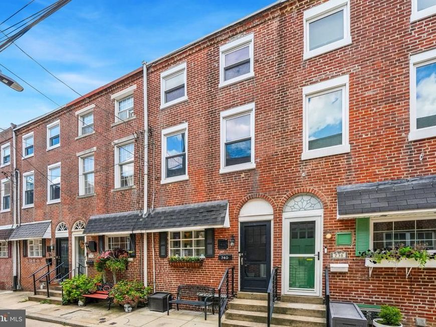 740 S Mildred Street, Philadelphia, PA 19147 Main Photo