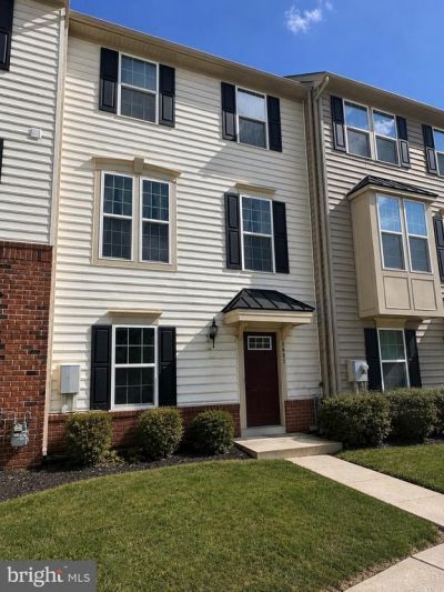 7983 ERINVALE LANE, SEVEN VALLEYS, PA 17360