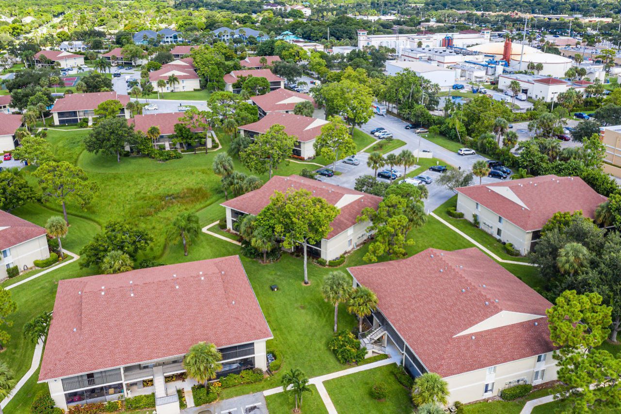 6559 Chasewood Drive, Unit A, Jupiter, FL 33458 Photo