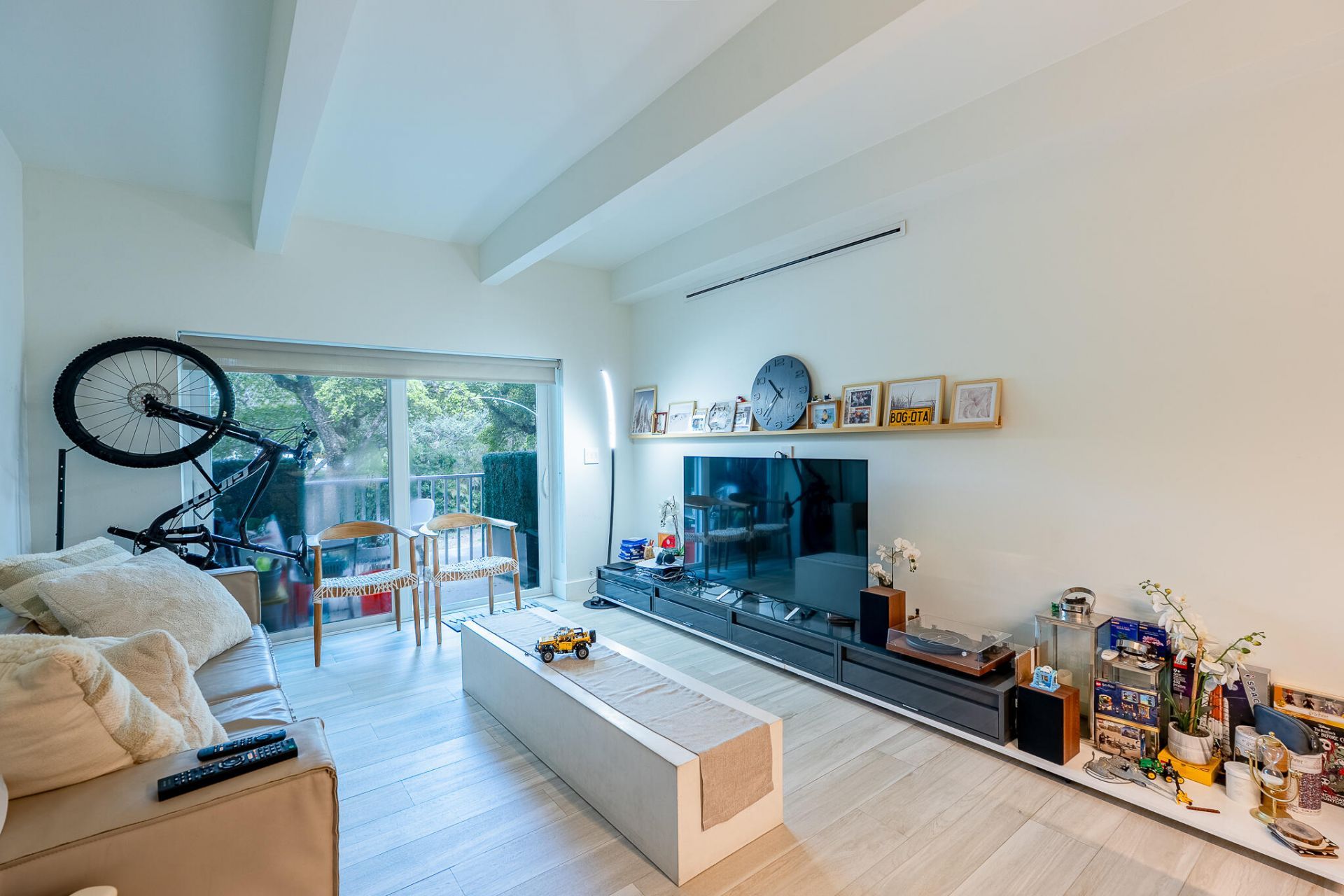 12105 NE 11th Place, Unit 103, North Miami, FL 33161 Photo