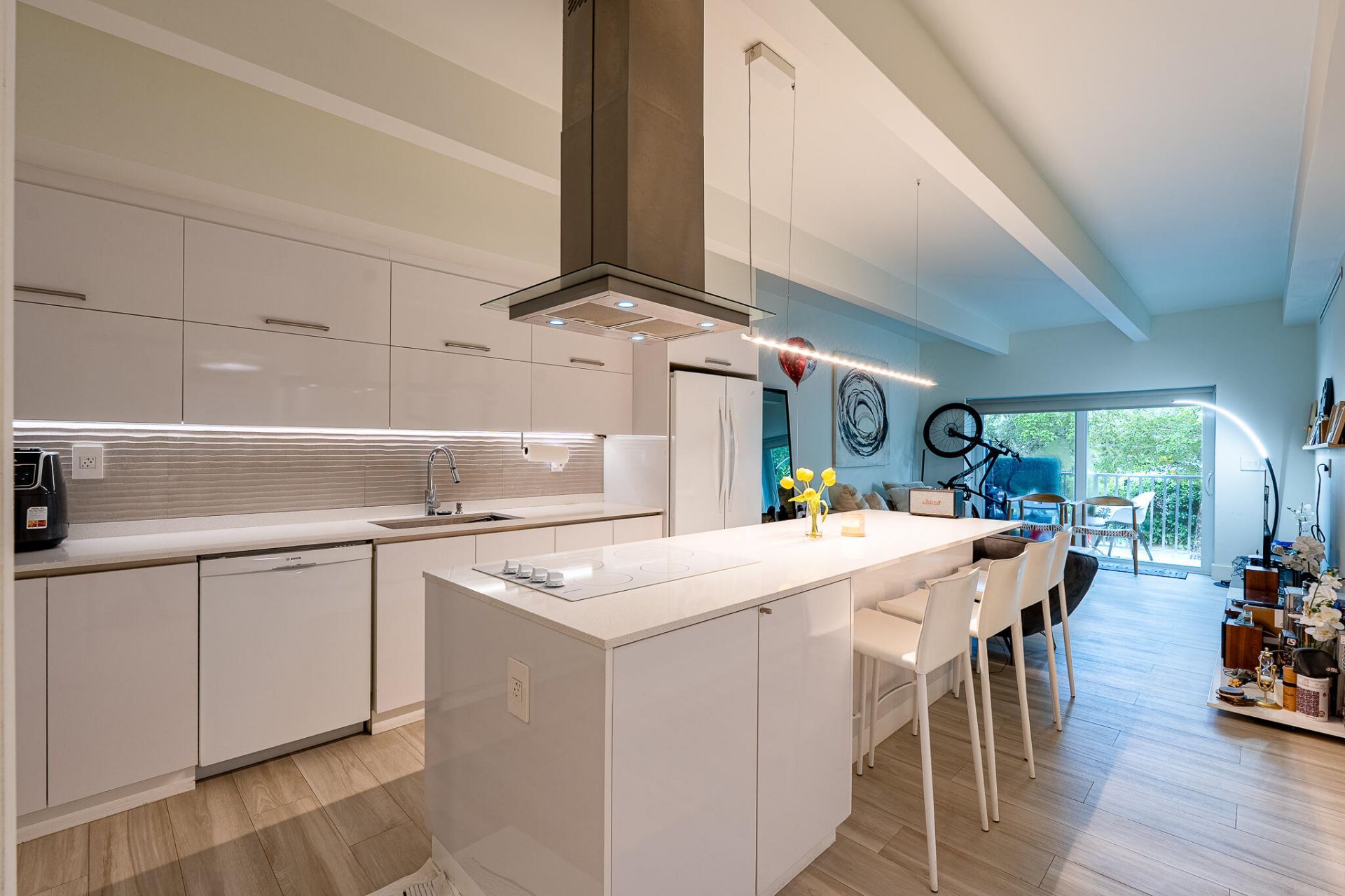 12105 NE 11th Place, Unit 103, North Miami, FL 33161 Photo