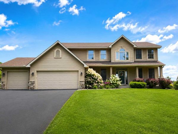 18344 Lake Forest Drive , Lakeville, MN 55044