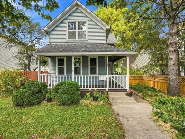949 Hatch Avenue , Saint Paul, MN 55103
