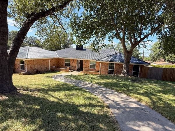 826 Cliffside Drive , Harker Heights, TX 76548