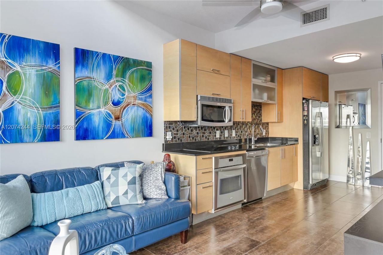 60 SW 13th St , Unit 3211, Miami, FL 33130 Photo