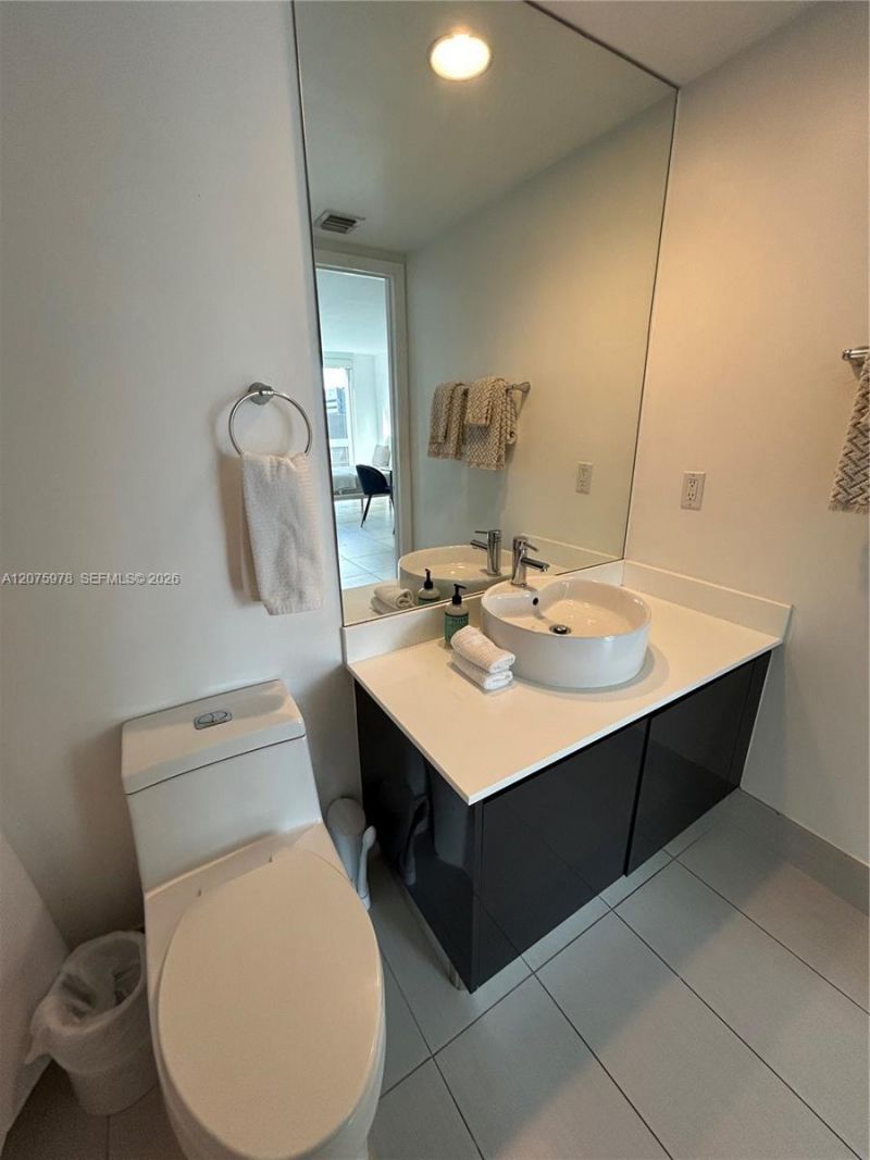31 SE 6th St, Unit 1703, Miami, FL 33131 Photo