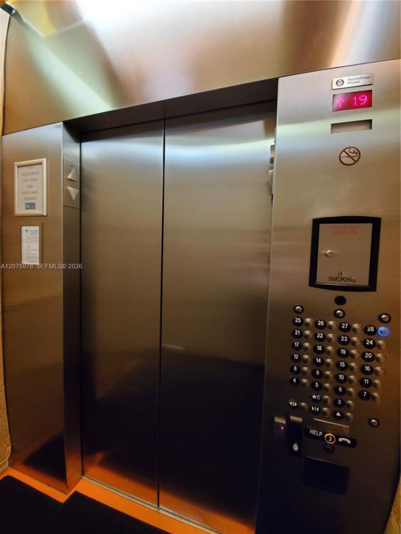 31 SE 6th St, Unit 1703, Miami, FL 33131 Photo