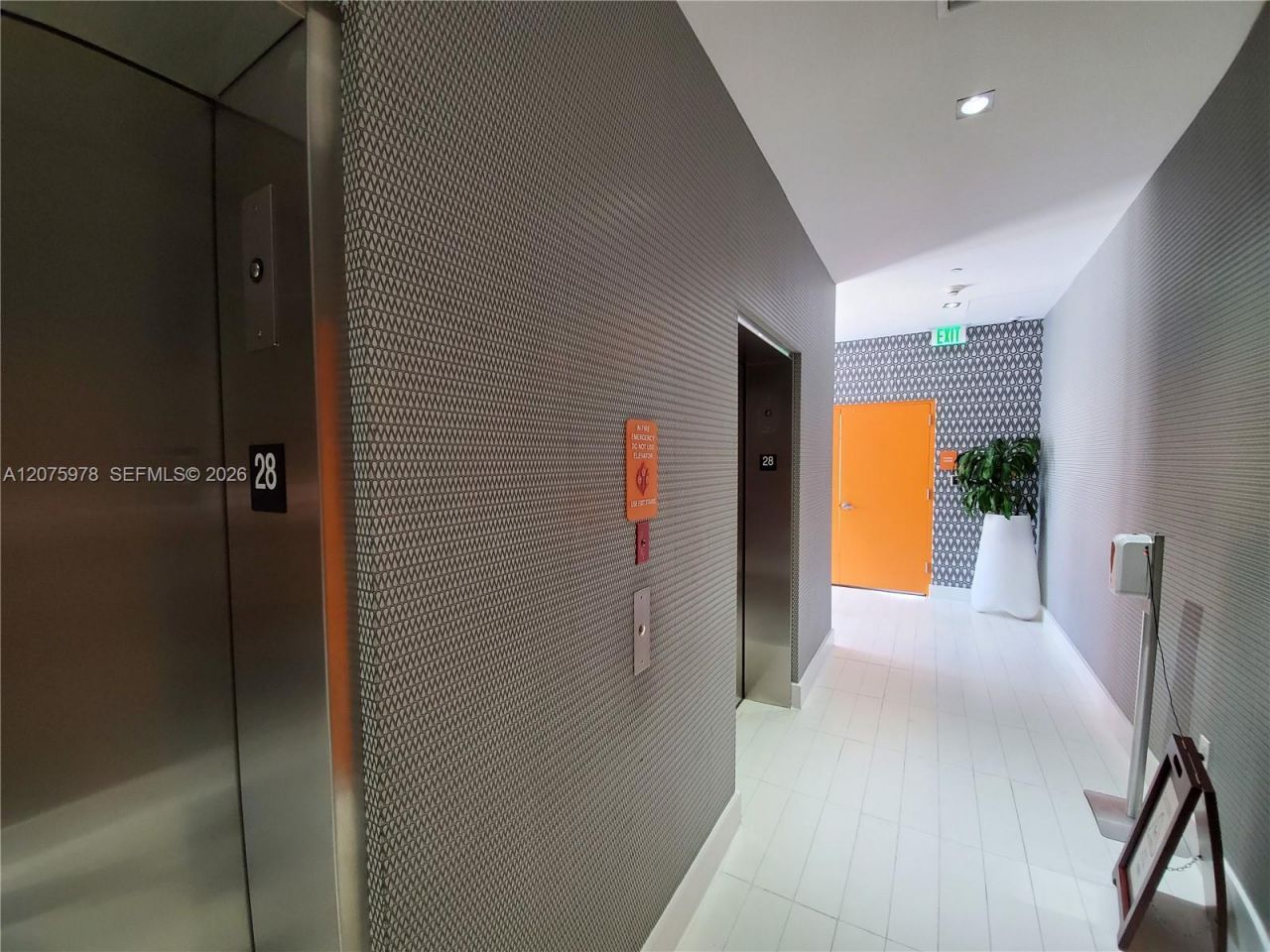31 SE 6th St, Unit 1703, Miami, FL 33131 Photo