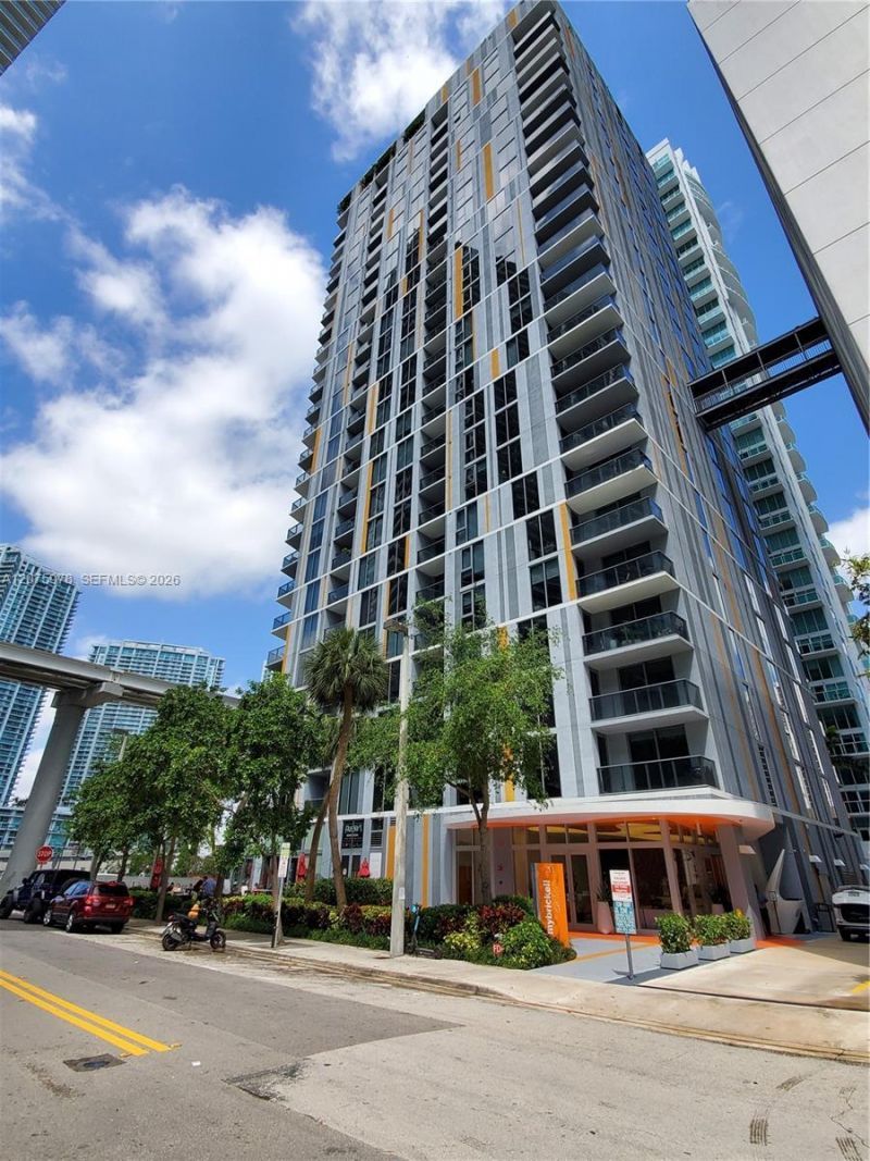 31 SE 6th St, Unit 1703, Miami, FL 33131 Photo