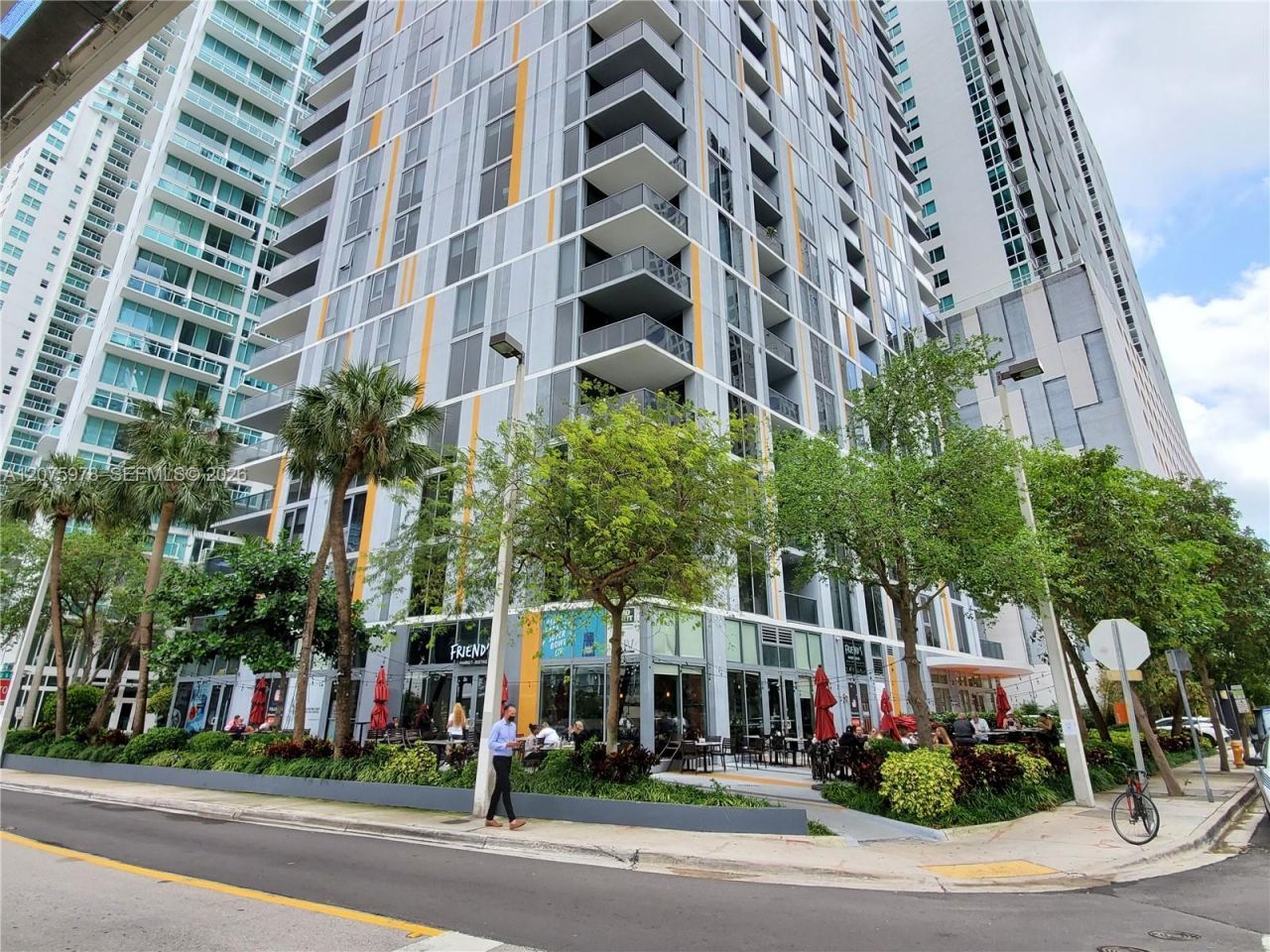 31 SE 6th St, Unit 1703, Miami, FL 33131 Photo