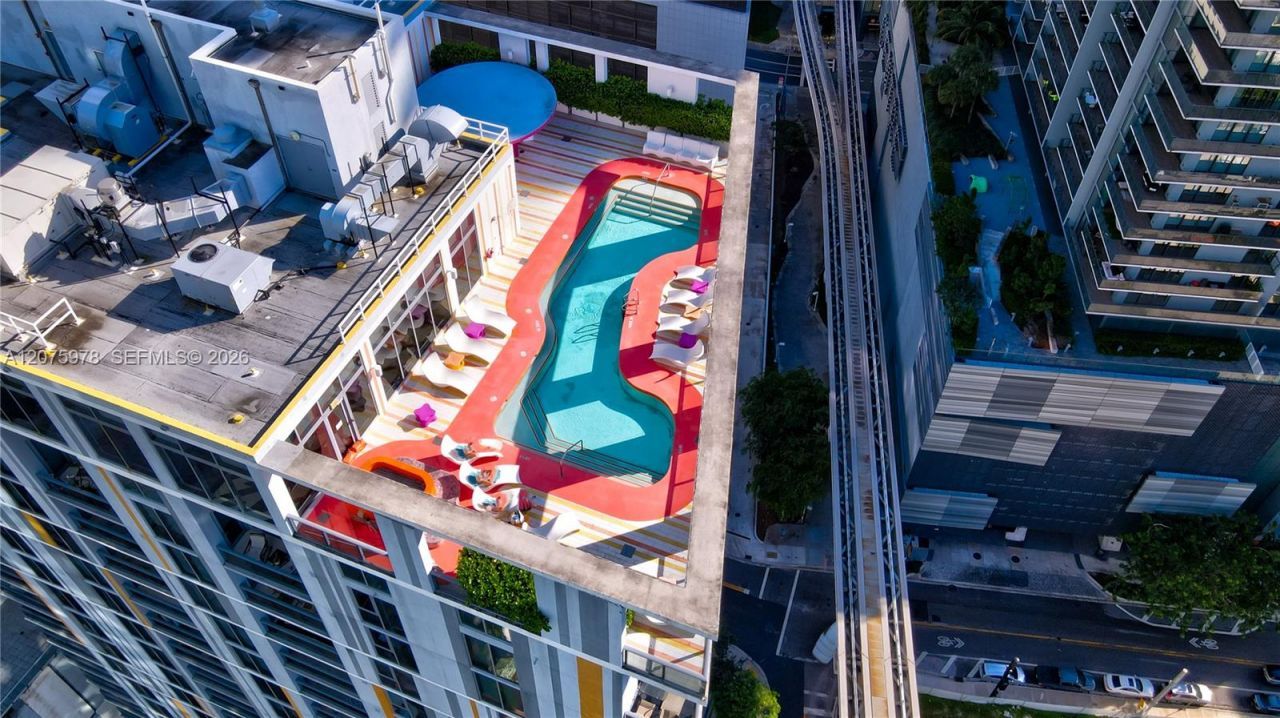 31 SE 6th St, Unit 1703, Miami, FL 33131 Photo