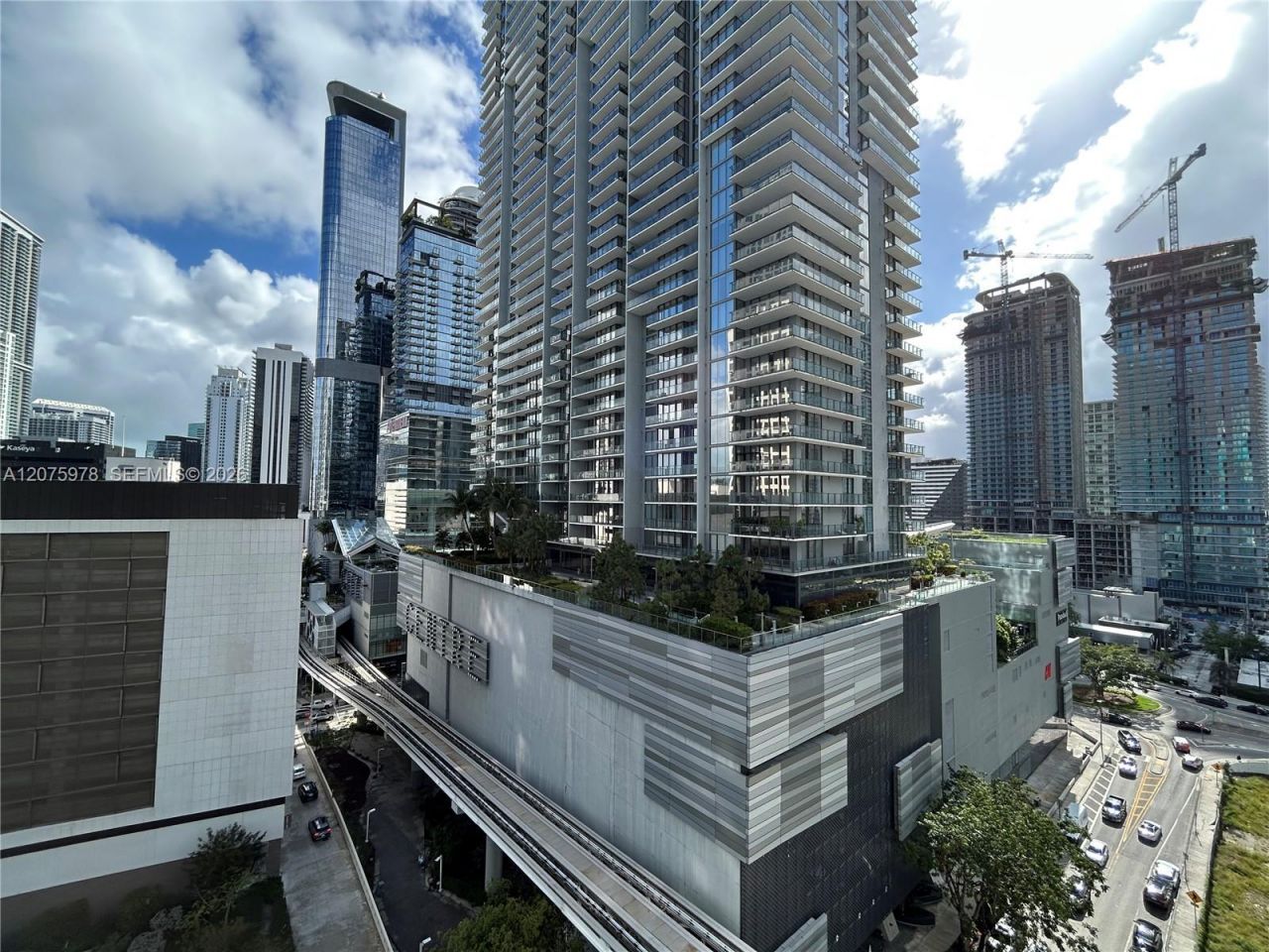 31 SE 6th St, Unit 1703, Miami, FL 33131 Photo