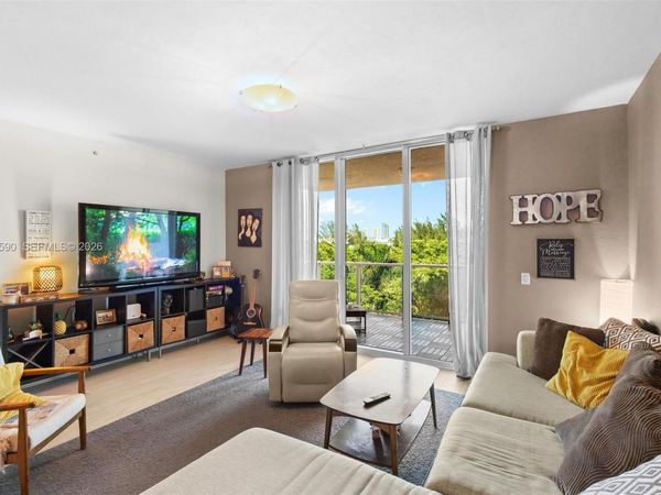 15051 Royal Oaks Ln , Unit 401, North Miami, FL 33181