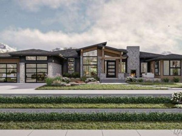 226 N Lindbergh Boulevard , Ladue, MO 63141
