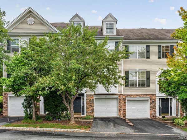 7 Gillian Court, Monroe, NY 10950