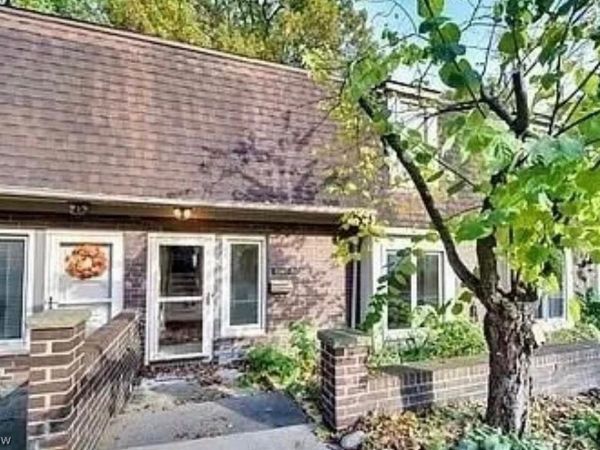 6943 W Fitzwater Road , Unit 20, Brecksville, OH 44141