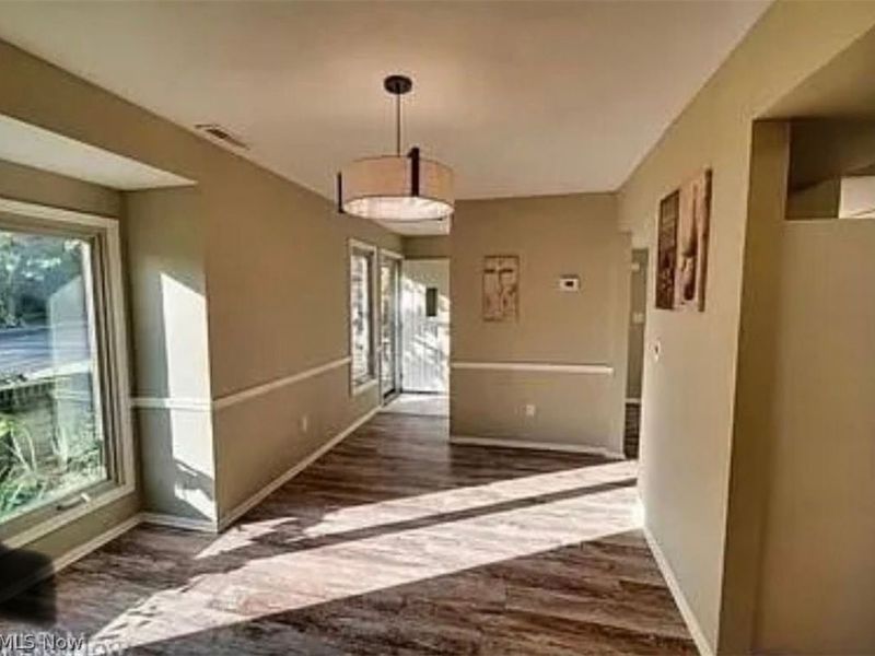 6943 W Fitzwater Road, Unit 20, Brecksville, OH 44141 Photo 2