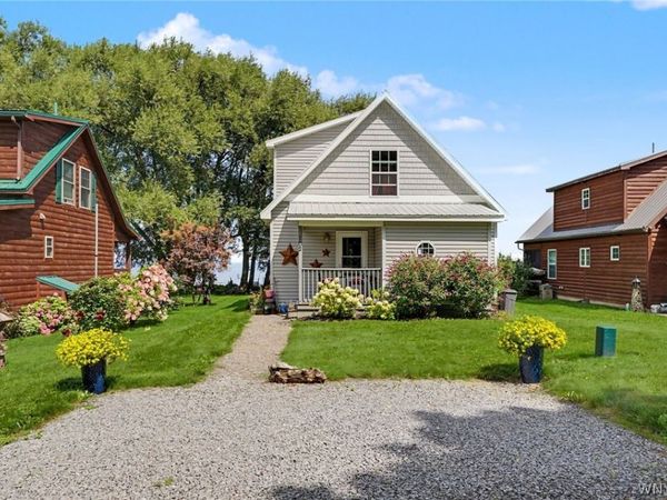 102 S Main Street N, Hamlin, NY 14464
