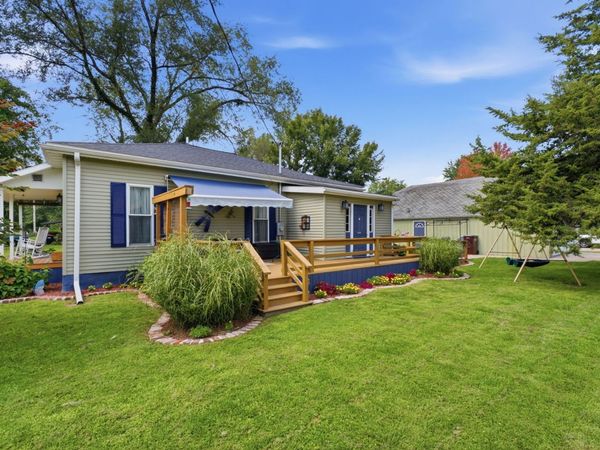503 SW 2nd Street , Aledo, IL 61231