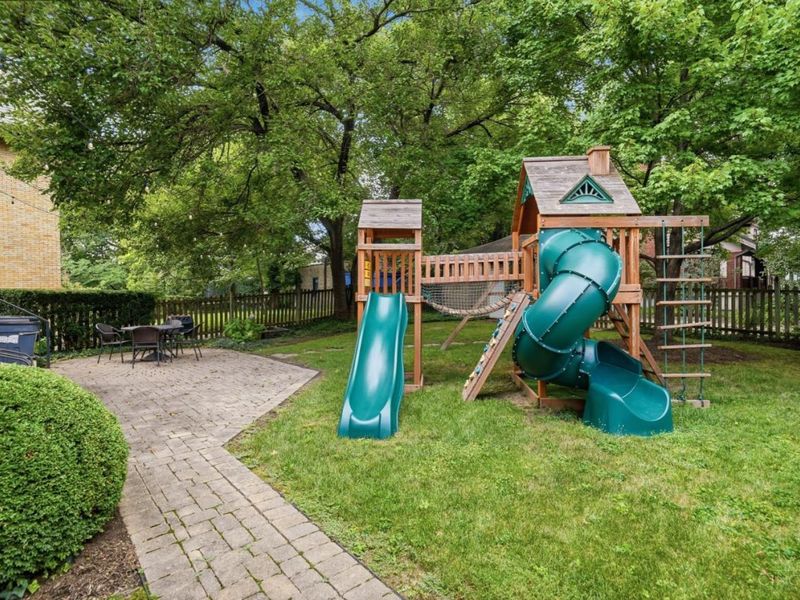 548 Howell Avenue, Cincinnati, OH 45220 Photo 56