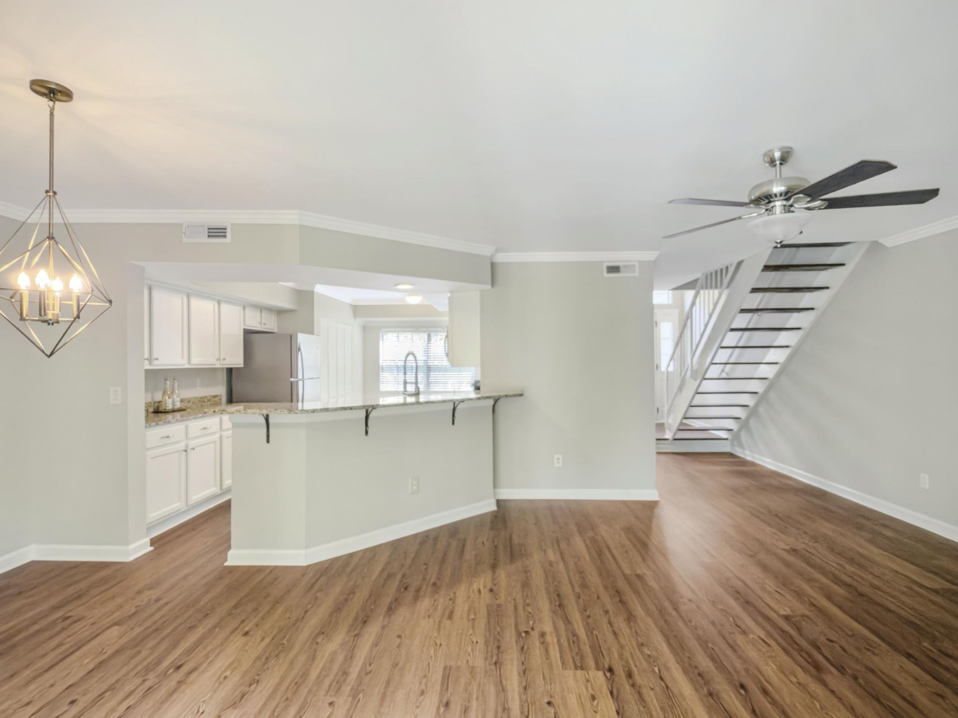 1809 Parc Vue Photo 11