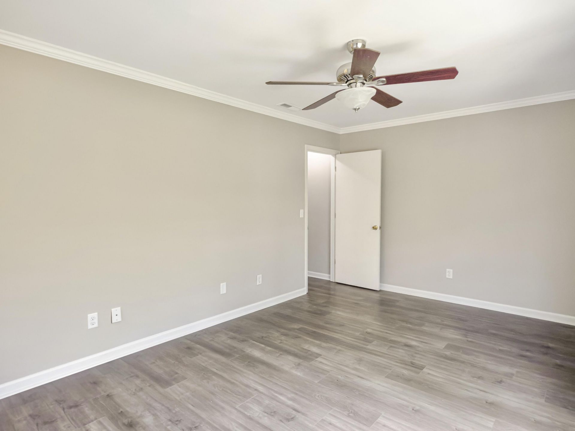 1809 Parc Vue Photo 29