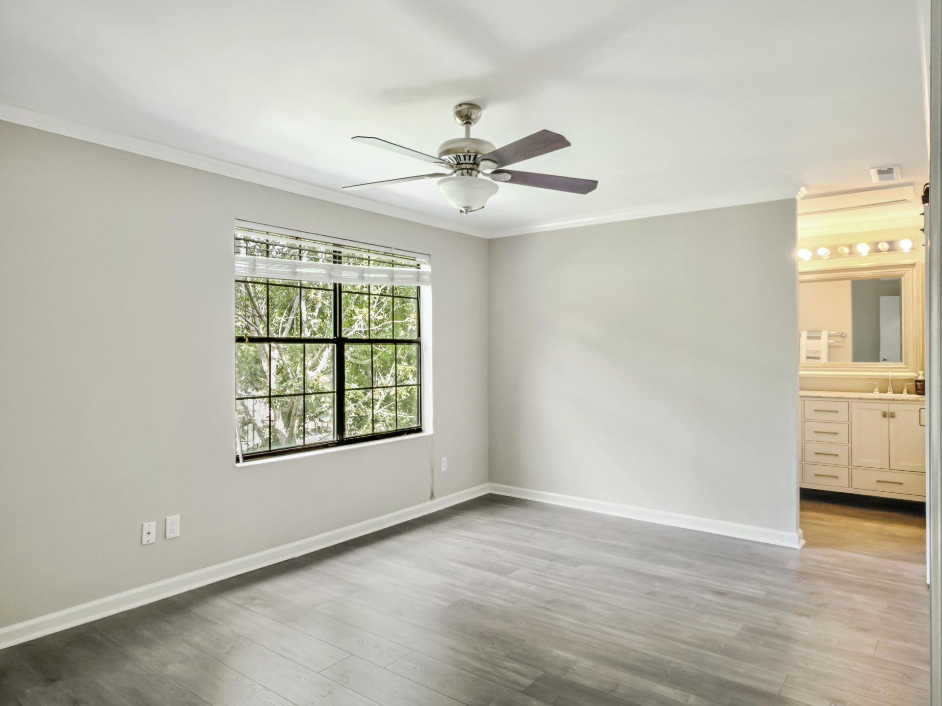 1809 Parc Vue Photo 31