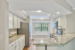 1809 Parc Vue photo 4