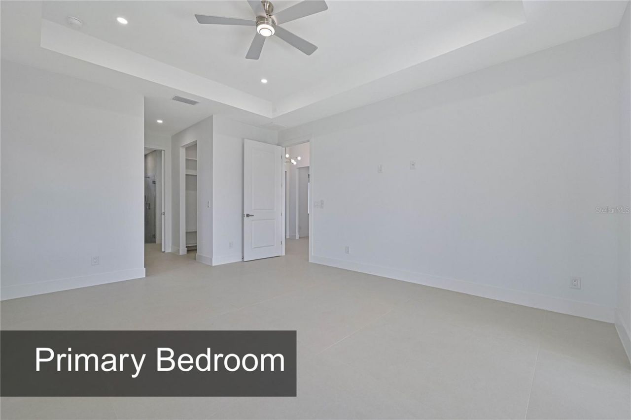 425 SW 31st Avenue, Cape Coral, FL 33991 Photo