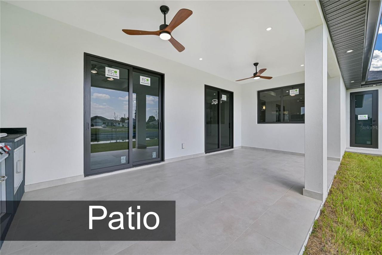425 SW 31st Avenue, Cape Coral, FL 33991 Photo